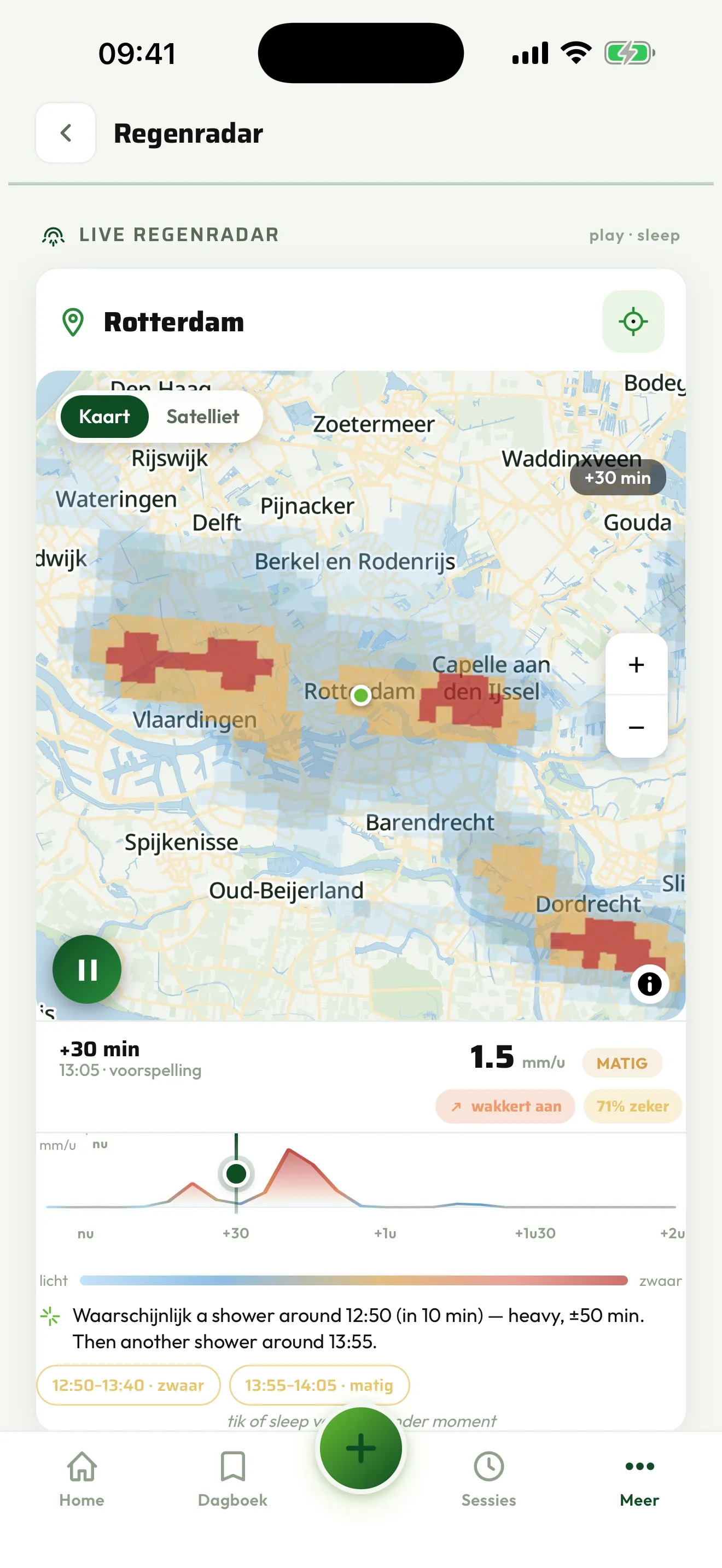 De regenradar met een naderende bui boven een viswater